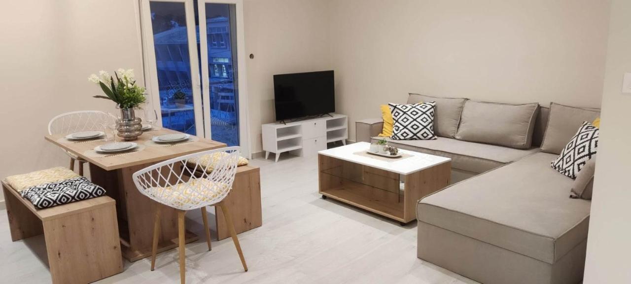 Lägenhet på 110 m² i Corfu, med 3 sovrum och 1 badrum  Corfu  Exteriör bild