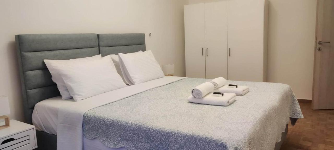 Lägenhet på 110 m² i Corfu, med 3 sovrum och 1 badrum  Corfu  Exteriör bild